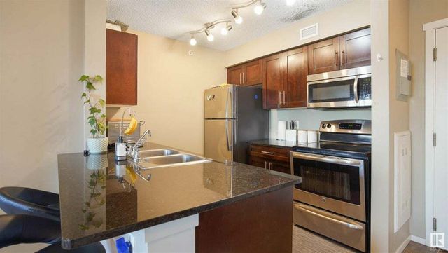 # 417 107 Watt Common Sw, Edmonton