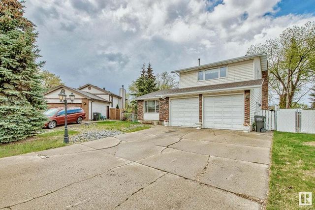 11132 22a Avenue Nw, Edmonton