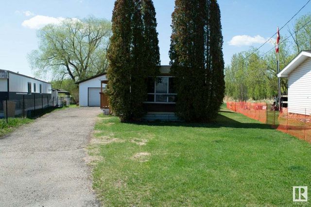5021 64 Street, Rural Lac Ste. Anne County