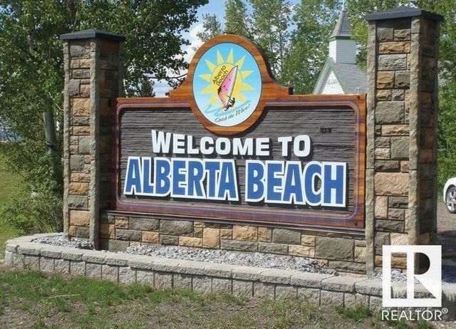5704 49 Avenue, Rural Lac Ste. Anne County