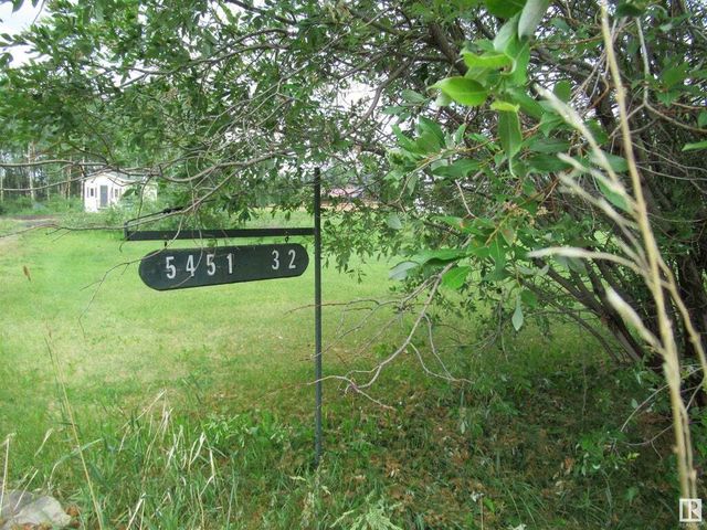 5451 32 Street, Rural Wetaskiwin County