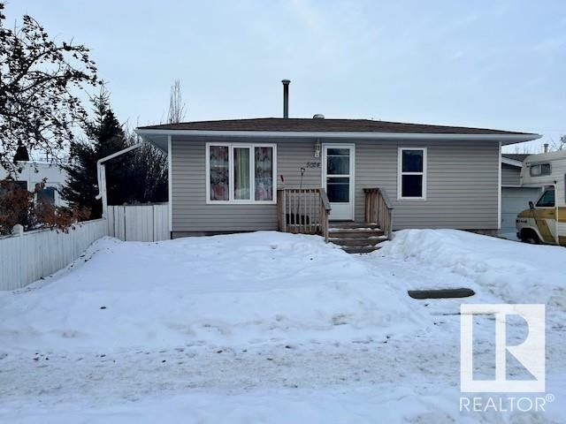 5024 49 Street, Gibbons