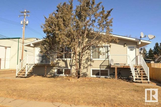 4924 53 Avenue, Tofield