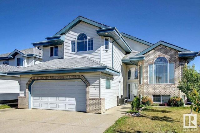 231 Cairns Place Nw, Edmonton