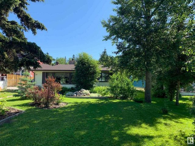 30 Silver Beach, Rural Wetaskiwin County