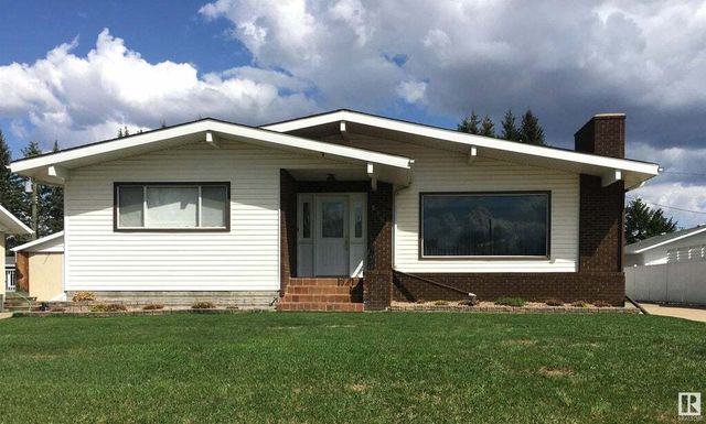 5103 45 Street, Smoky Lake Town