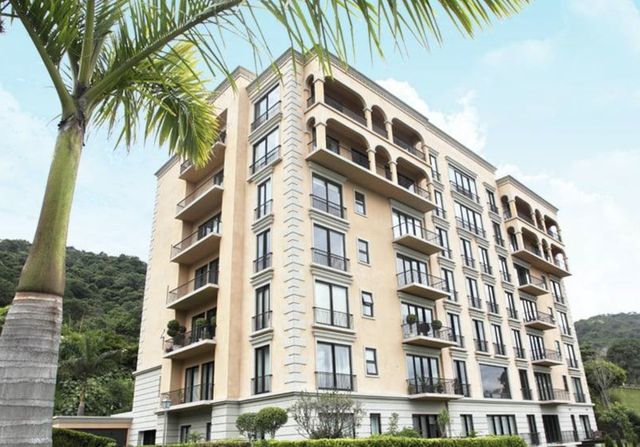 Well Located & Luxury Condo, Escazu