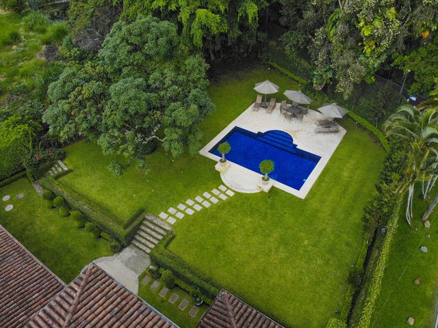 Mansion In Exclusive Central Area Of ​​san Rafael De Escazu, Escazu