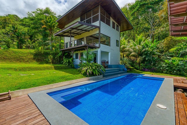 Multi Family House Or Retreat Center, Manuel Antonio