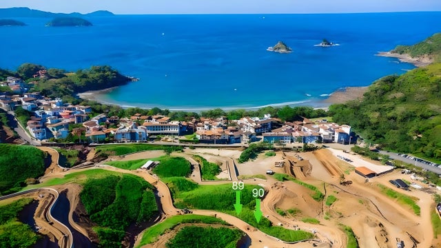 El Prado Lots, Flamingo