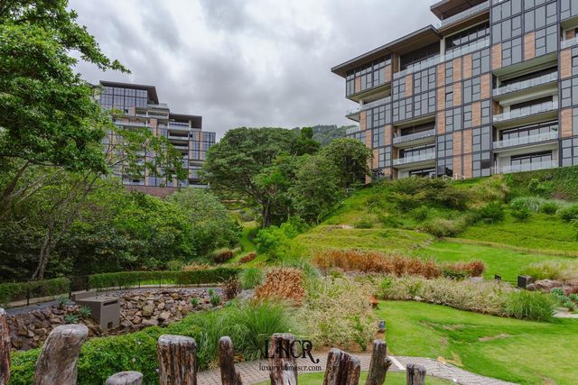 Spectacular Contemporary Apartment Alto Palomas, Santa Ana
