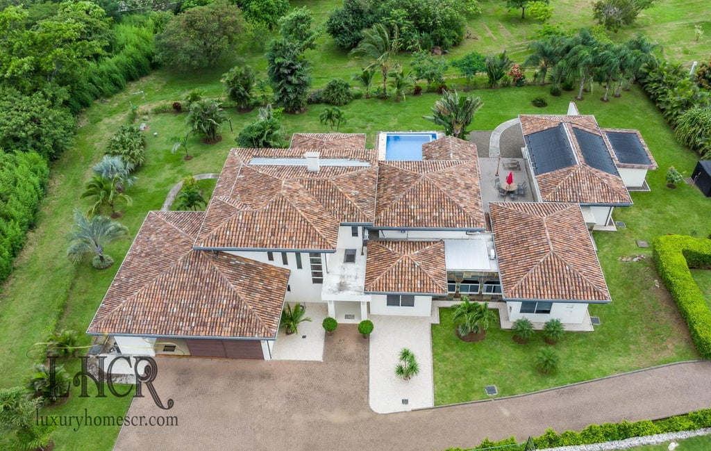 Luxurious House With Private Pool Hacienda Los Reyes, Alajuela