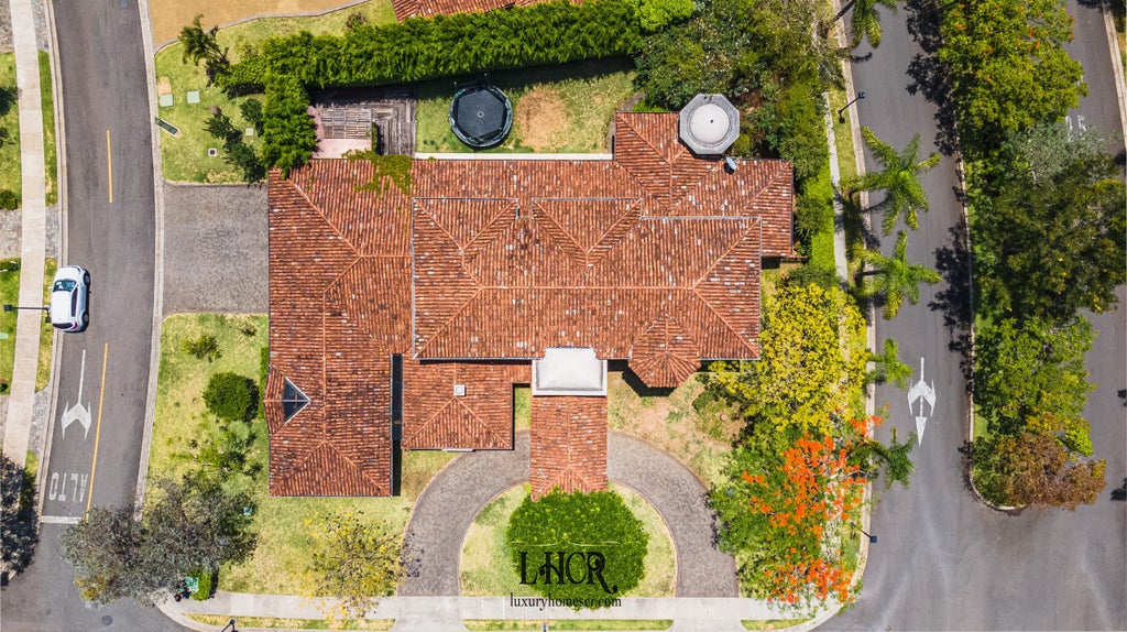 Romantic House Cerro Alto, Escazu