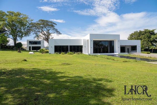 Impressive Contemporary House La Guacima, Alajuela