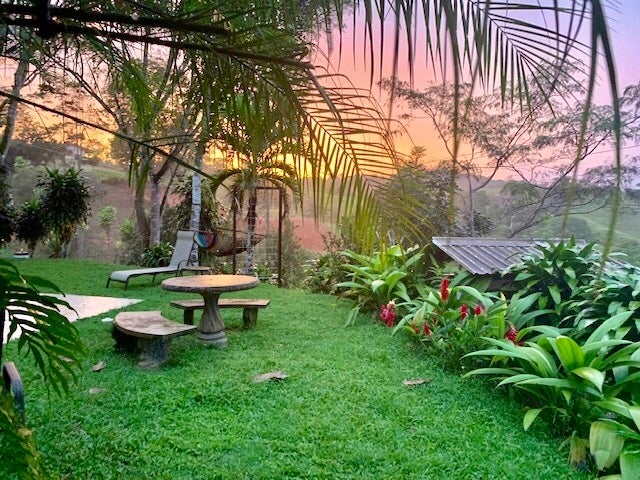 Platanillo Waterfall And River Luxury Home, Dominical