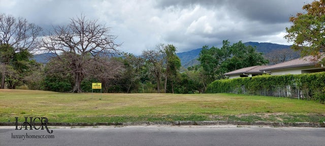 Flat Lot In Exclusive Condominium Valle Del Sol, Santa Ana
