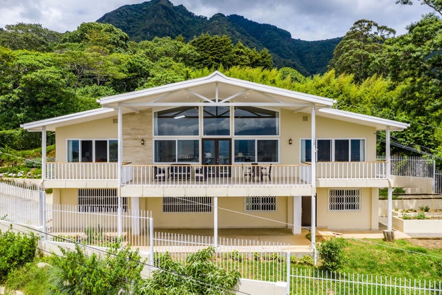 Hillside Delight San Antonio Escazu, Escazu