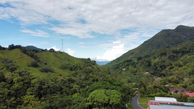 Iconic Mountain Lodge At The Base Of Mount Chirripo, Perez Zeledon