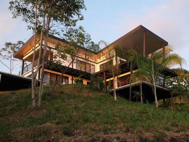 Casa Preciosa Near Playa Hermosa, Dominical