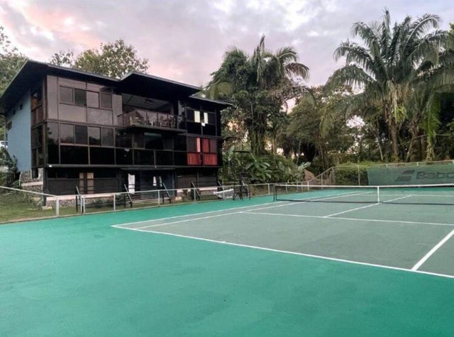 Tennis Club And Apartments, Manuel Antonio