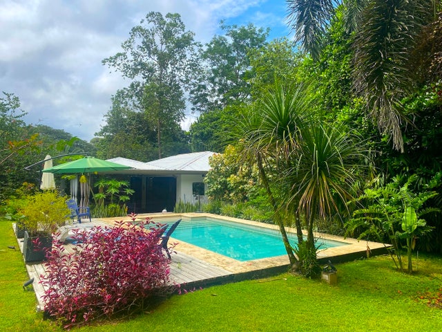 Family Retreat Home For Sale, Ojochal