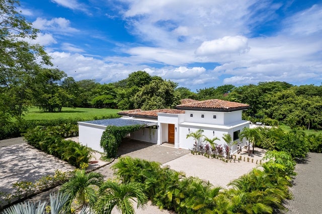 Prestigious Residence With Luxurious And Modern Details, Hacienda Pinilla