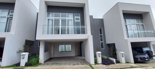 Beautiful New Two Level House In Guachipelin For Rent, Escazu