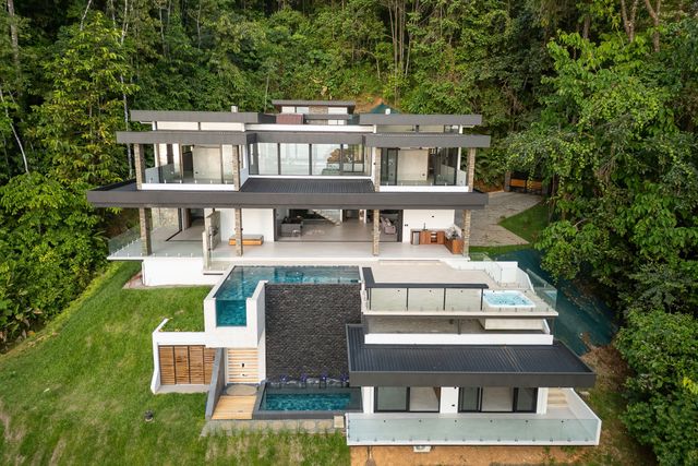 Casa Koules Beach Home, Dominical