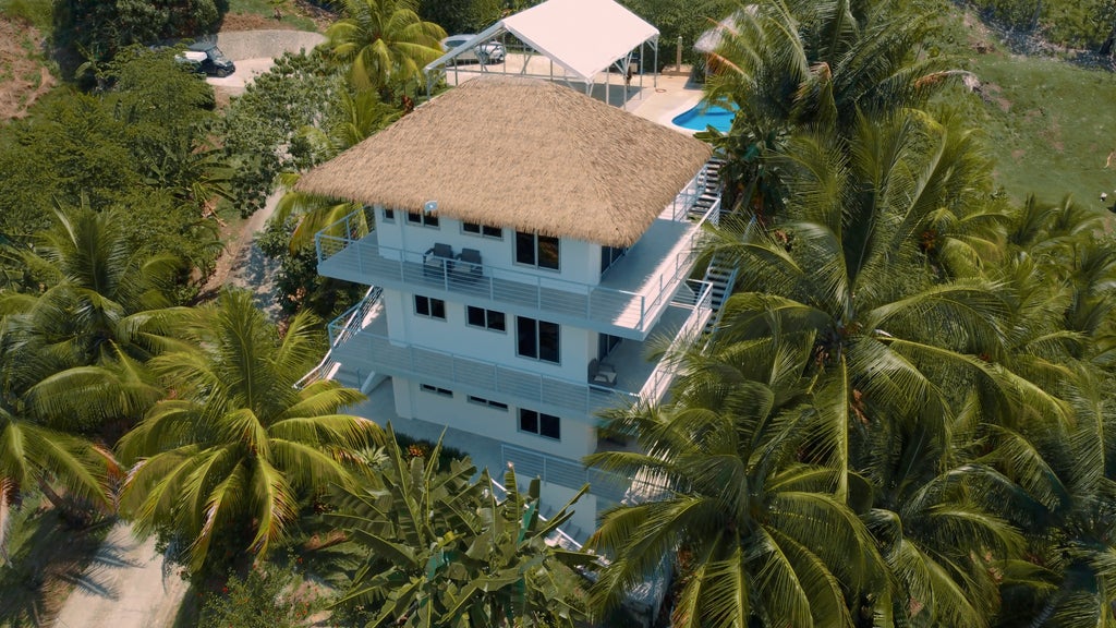 Exclusive 6 Ocean View Turn-key Studio Apartments + Lot With Pool, Puntarenas