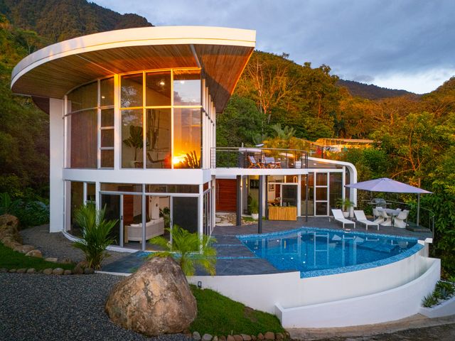 Architectural Masterpiece, Ojochal