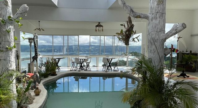 Luxury Lake-view Estate, Lake Arenal