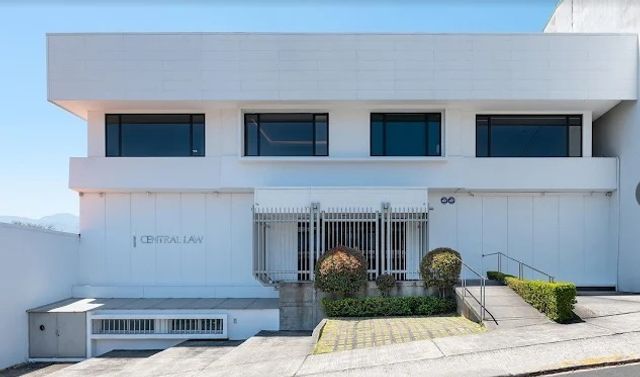 Commercial Building In Centric Location In Los Yoses, San Jose