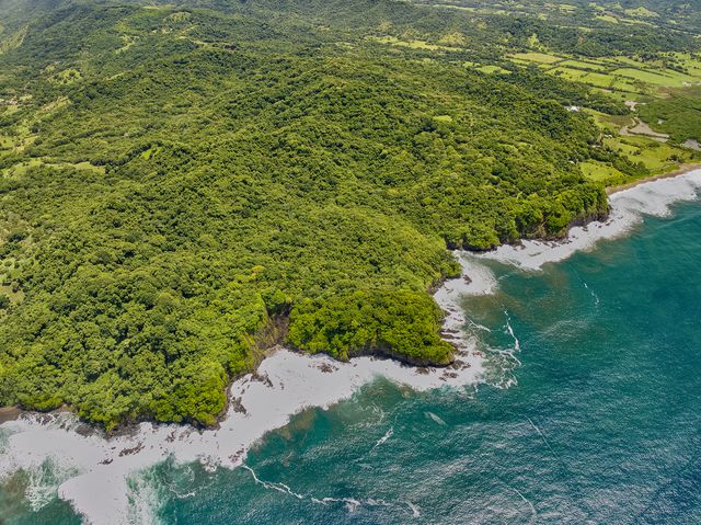 Rare Titled Oceanfront Development Land, Coyote