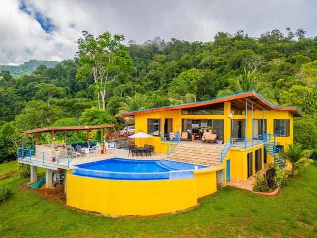 Elegant Oceanview Villa With Stunning Infinity Pool, Ojochal