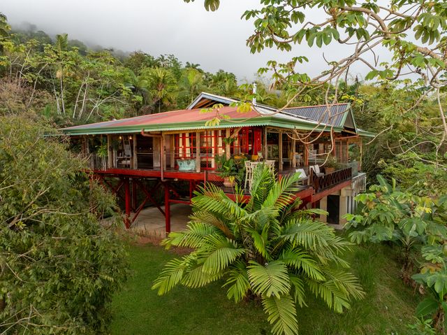 Ocean View Architectural Home, Dominical
