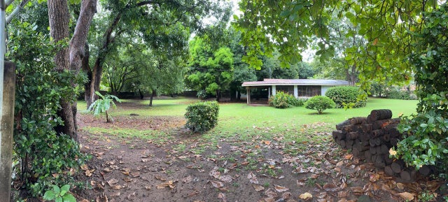 Prime Mixed Use Corner Lot 100 Meters From The Ocean In Front Of The Pacifico Beach Club, Papagayo