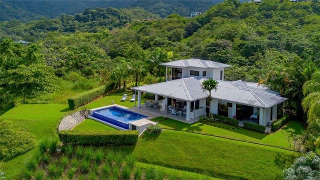 Luxury Coastal Living, Ojochal