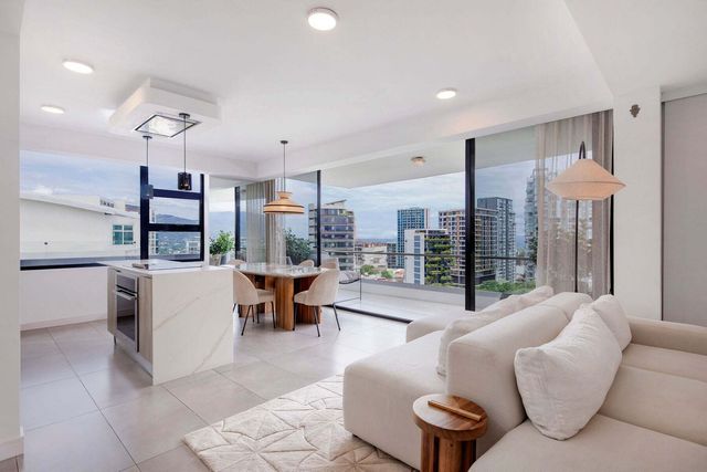 Aire Nunciatura Corner Unit, Sabana