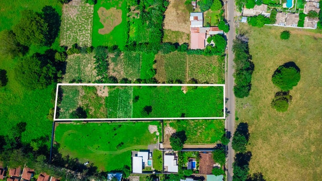 Large Commercial Lot By The Beach In Potrero, Flamingo