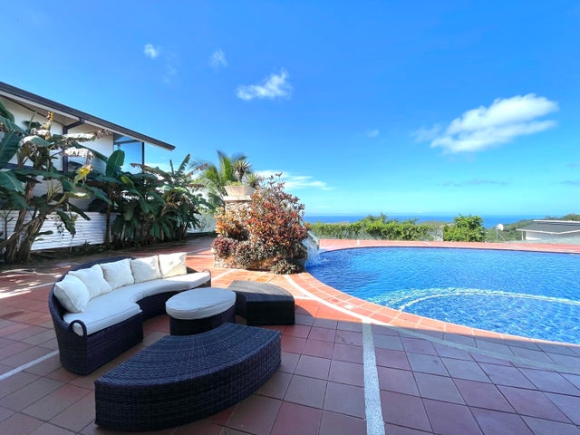 4 Bedroom Villa In The Center Of Santa Teresa, Santa Teresa