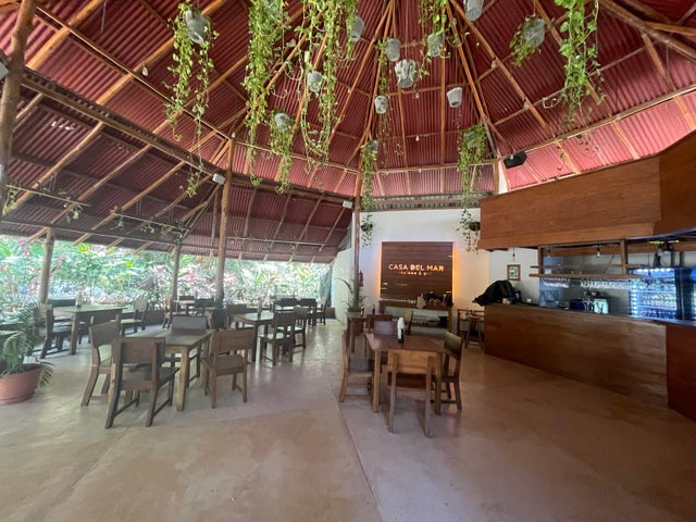 Commercial Lot And Restaurant For Sale, Santa Teresa