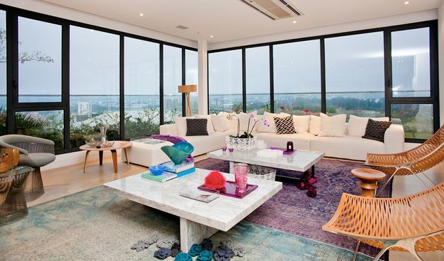 Metropolitan Tower Penthouse, Sabana