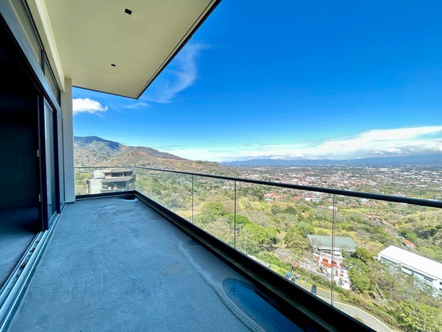 Solaris Great Views Deluxe Condo, Santa Ana