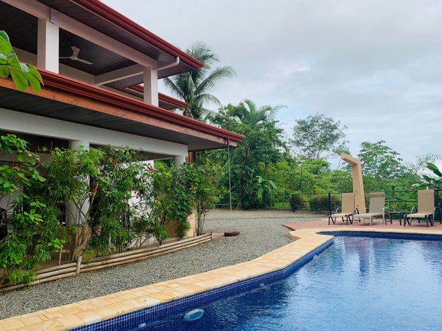 Hotel Casa Del Toucan - 4.34 Acres, Dominical