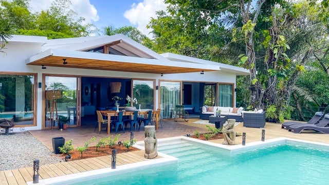 Luxurious Private Rainforest Estate On Creek With Acreage, Ojochal, Ojochal