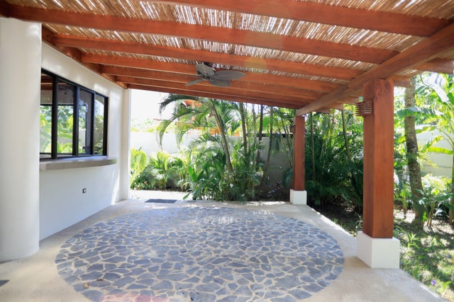 Home In Playa Hermosa, Santa Teresa