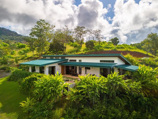 Ojochal Ocean View Contemporary House And Guest House, Ojochal