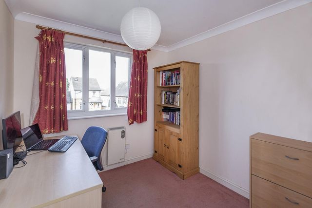 Byron Drive, Erith, Erith