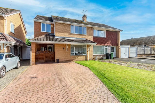 Rugby Road, Stourbridge, Dy8 4rj, Stourbridge