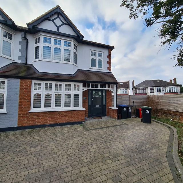 Halstead Road, London, London